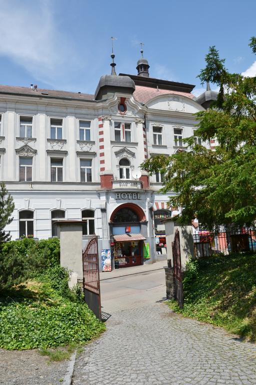 Hotel Posta Benesov  Eksteriør billede